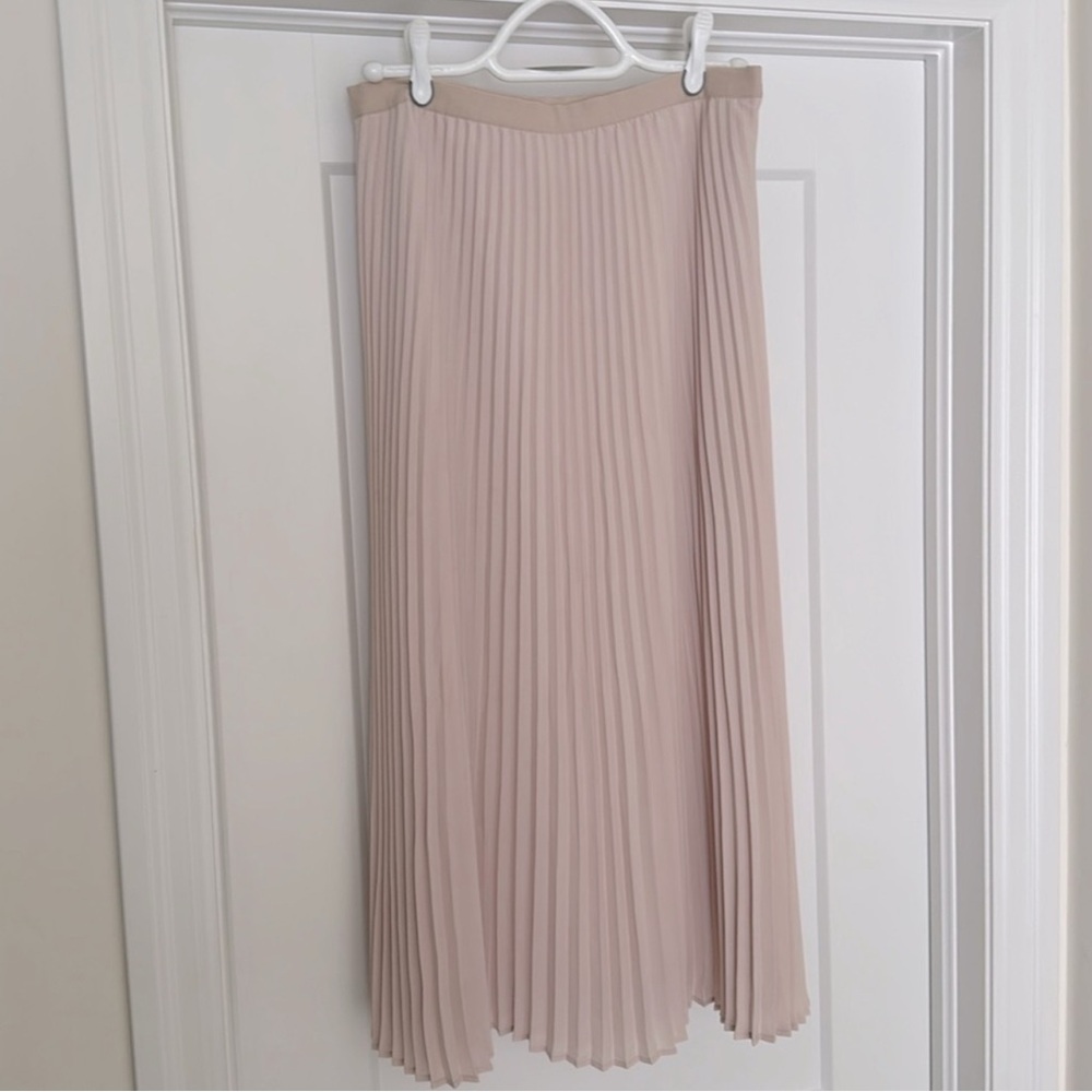 Babaton Pleated Skirt